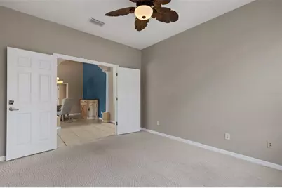 374 Londonderry Drive, Sarasota, FL 34240 - Photo 9