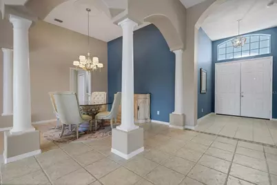 374 Londonderry Drive, Sarasota, FL 34240 - Photo 3