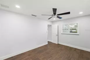 3405 S Lockwood Ridge Rd, Sarasota, FL 34239 - Photo 23