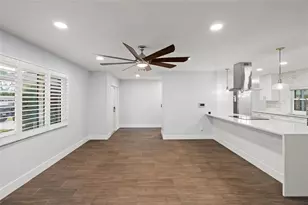 3405 S Lockwood Ridge Rd, Sarasota, FL 34239 - Photo 9