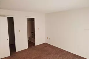 3737 Lake Bayshore Dr, Bradenton, FL 34205 - Photo 9