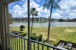 3737 Lake Bayshore Dr, Bradenton, FL 34205 - Photo 1