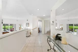 5590 Golf Pointe Dr, Sarasota, FL 34243 - Photo 7