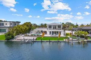 813 Idlewild Way, Sarasota, FL 34242 - Photo 1