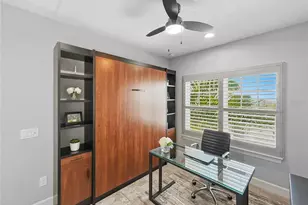3137 Moorings Dr S, Saint Petersburg, FL 33712 - Photo 33
