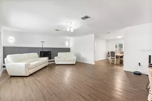 4204 Pine Meadow Terrace, Sarasota, FL 34233 - Photo 9