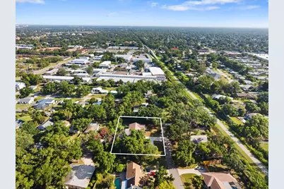 4204 Pine Meadow Terrace, Sarasota, FL 34233 - Photo 5