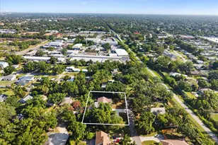 4204 Pine Meadow Terrace, Sarasota, FL 34233 - Photo 5