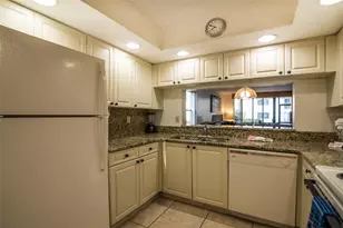4425 45th Ave W, Bradenton, FL 34210 - Photo 5