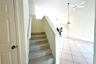 8370 Wingate Dr, Sarasota, FL 34238 - Photo 13