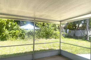 220 Avalon Rd, Venice, FL 34293 - Photo 13
