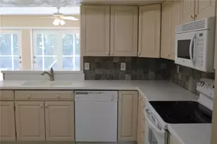 4215 18th Ave Dr W, Bradenton, FL 34205 - Photo 5