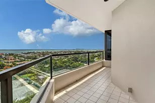1211 Gulf of Mexico Dr, Longboat Key, FL 34228 - Photo 13