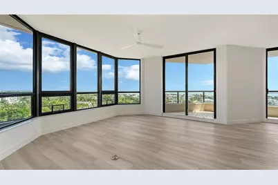 1211 Gulf Of Mexico Drive #701, Longboat Key, FL 34228 - Photo 5