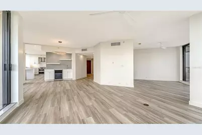 1211 Gulf Of Mexico Drive #701, Longboat Key, FL 34228 - Photo 9