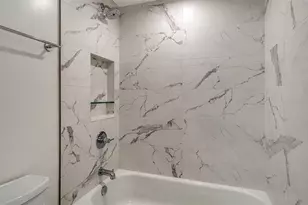1211 Gulf of Mexico Dr, Longboat Key, FL 34228 - Photo 39