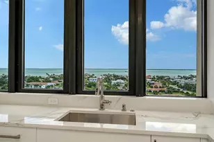 1211 Gulf of Mexico Dr, Longboat Key, FL 34228 - Photo 21