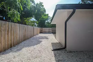 671 47th St, Sarasota, FL 34234 - Photo 31