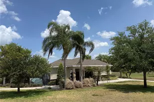 10130 Rose Petal Pl, Riverview, FL 33578 - Photo 51