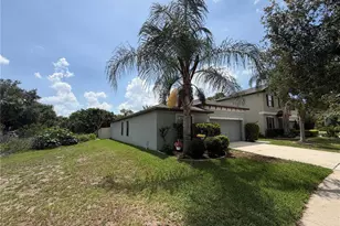 10130 Rose Petal Pl, Riverview, FL 33578 - Photo 9