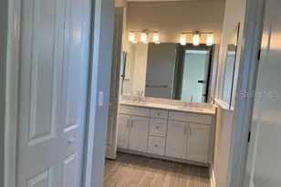 2620 Star Apple Wy, Sarasota, FL 34240 - Photo 11