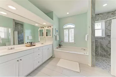 4471 McIntosh Lake Avenue, Sarasota, FL 34233 - Photo 23