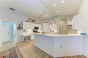 4471 McIntosh Lake Ave, Sarasota, FL 34233 - Photo 13