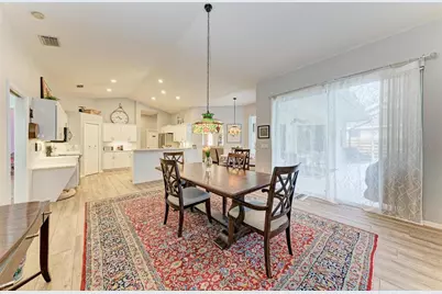 4471 McIntosh Lake Avenue, Sarasota, FL 34233 - Photo 15