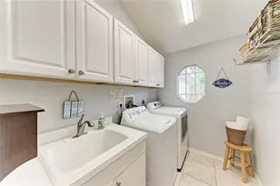 4471 McIntosh Lake Ave, Sarasota, FL 34233 - Photo 35