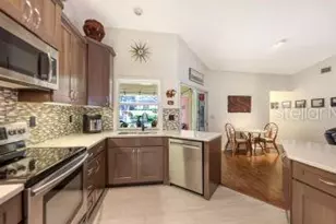 4463 Diamond Cir S, Sarasota, FL 34233 - Photo 13