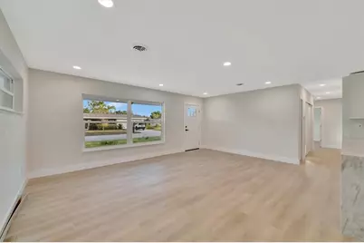 2705 Sunnyside Street, Sarasota, FL 34239 - Photo 9
