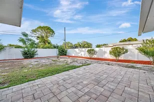 2705 Sunnyside St, Sarasota, FL 34239 - Photo 27