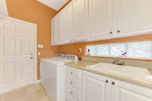 11790 Fiore Ln, Sarasota, FL 34238 - Photo 37