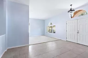 4623 61st Dr E, Bradenton, FL 34203 - Photo 5