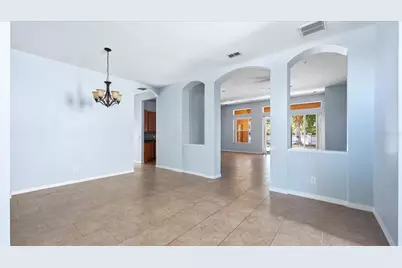4623 61st Drive E, Bradenton, FL 34203 - Photo 7