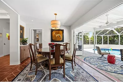 6311 Bahama Shores Drive S, Saint Petersburg, FL 33705 - Photo 17