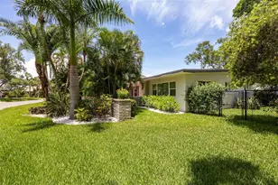 6311 Bahama Shores Dr S, Saint Petersburg, FL 33705 - Photo 43