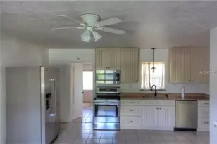 613 Shore Rd, Nokomis, FL 34275 - Photo 3