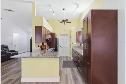 1405 E Frances Avenue, Plant City, FL 33563 - Photo 13