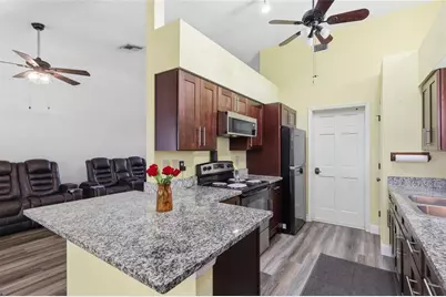 1405 E Frances Avenue, Plant City, FL 33563 - Photo 3
