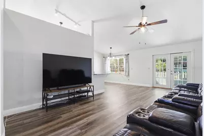 1405 E Frances Avenue, Plant City, FL 33563 - Photo 7