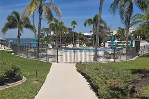 450 Gulf of Mexico Dr, Longboat Key, FL 34228 - Photo 5