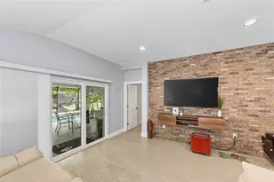 15107 Skip Jack Loop, Bradenton, FL 34202 - Photo 11