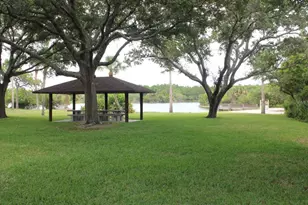 5621 Cypress Creek Dr, Grant, FL 32949 - Photo 73