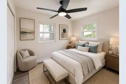 5667 Creekwood Drive, Sarasota, FL 34233 - Photo 5