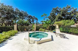 5709 Avista Dr, Sarasota, FL 34243 - Photo 53