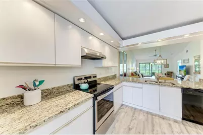 5709 Avista Drive #5709, Sarasota, FL 34243 - Photo 17