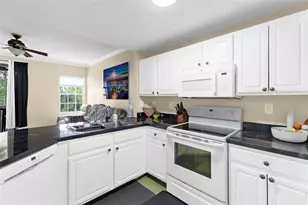 5601 Bentgrass Dr, Sarasota, FL 34235 - Photo 13