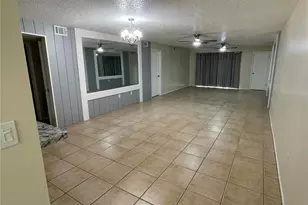 7640 92nd St, Seminole, FL 33777 - Photo 3
