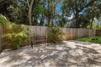 5720 Isanda Place, Sarasota, FL 34231 - Photo 31
